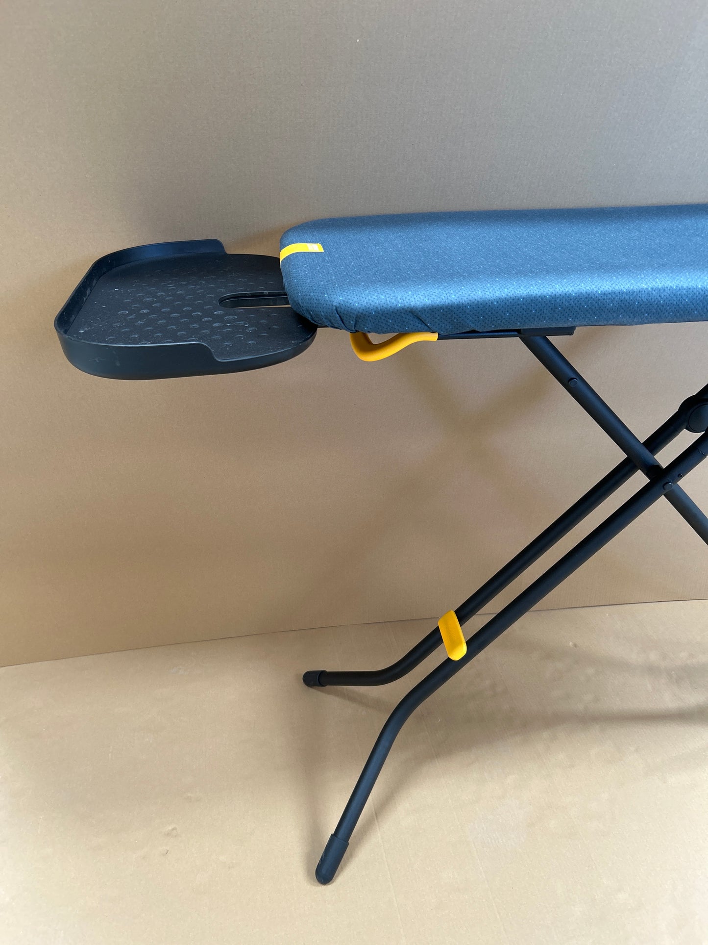 Joseph Joseph Glide Ironing Board, L108 x W38cm