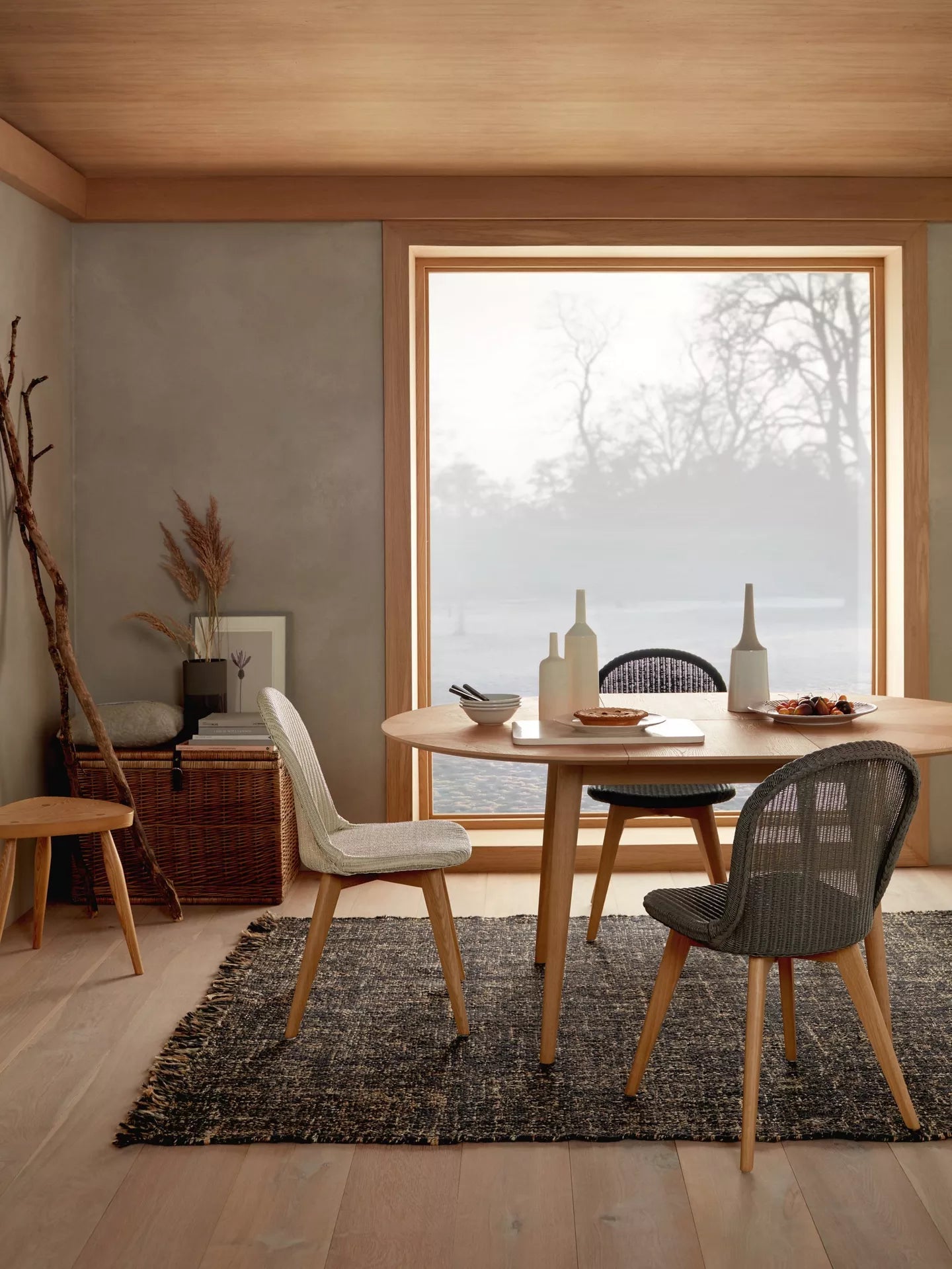 John Lewis Iona 4-6 Seater Extending Round Dining Table, Oak