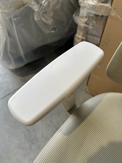 DORSAL OFFICE CHAIR BEIGE