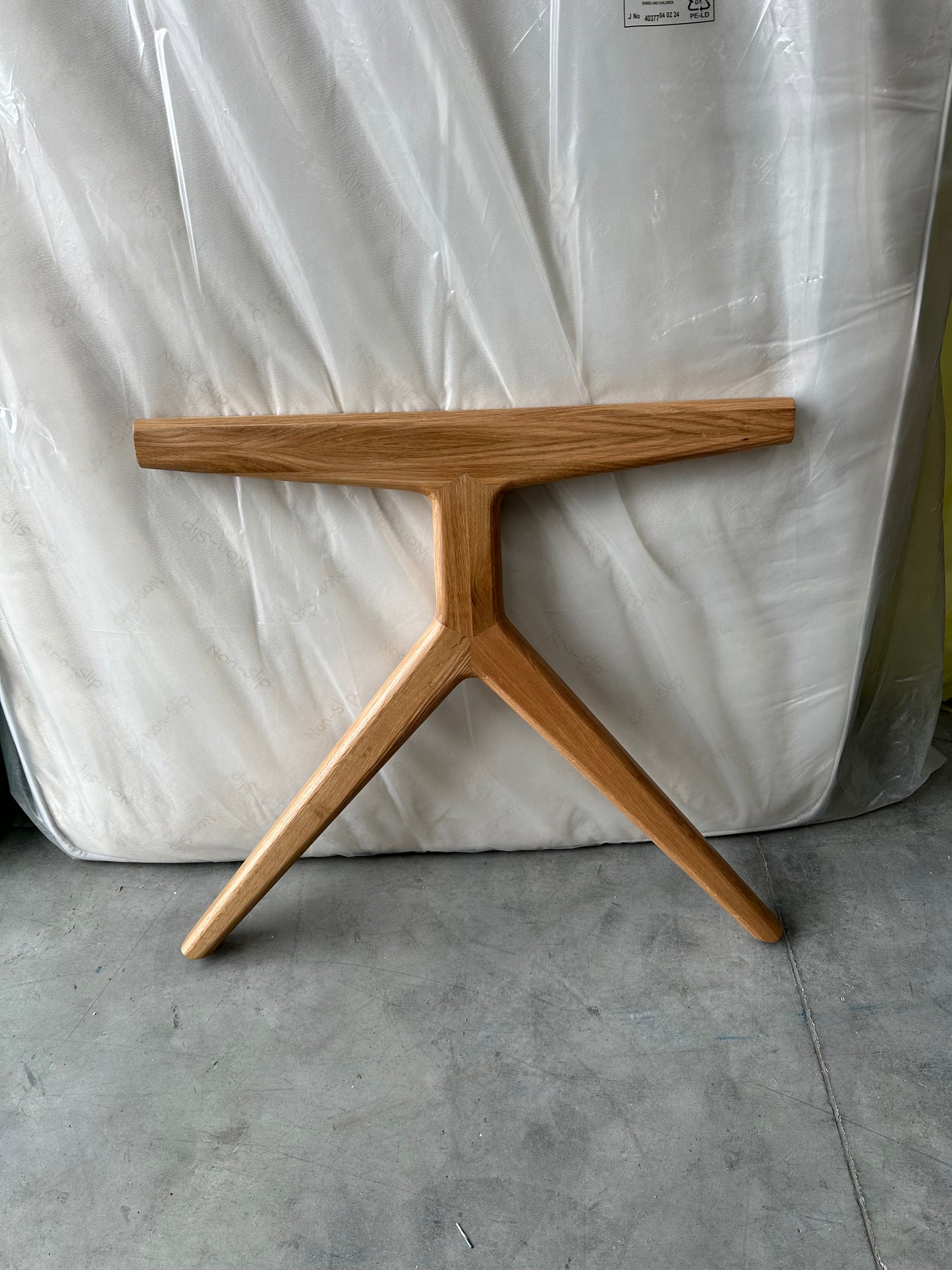 John Lewis Poise 6-10 Seater John Lewis Poise 6-10 Seater Extending Dining Table, Oak