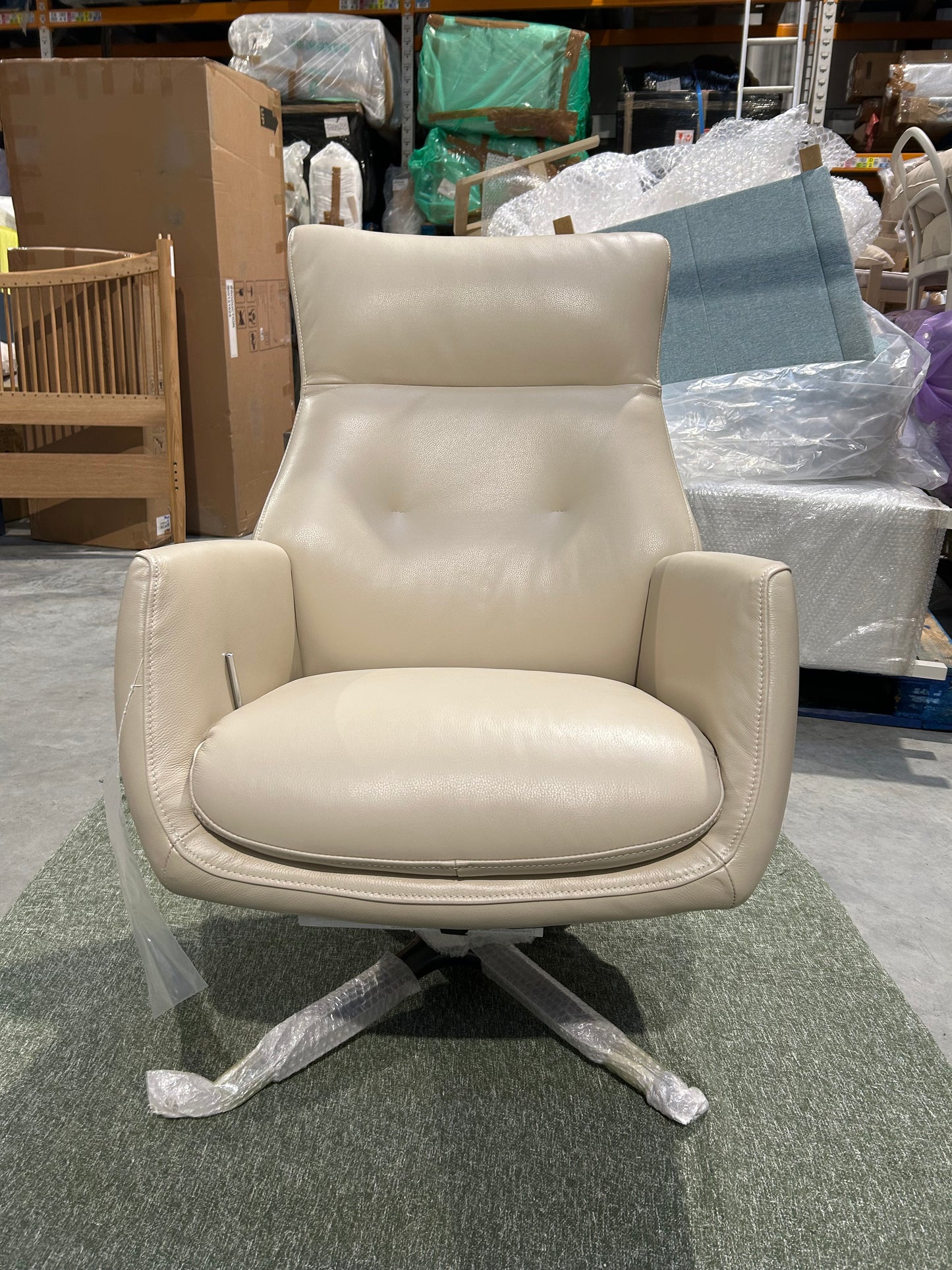 EASE REC CHAIR STONE LEATHER