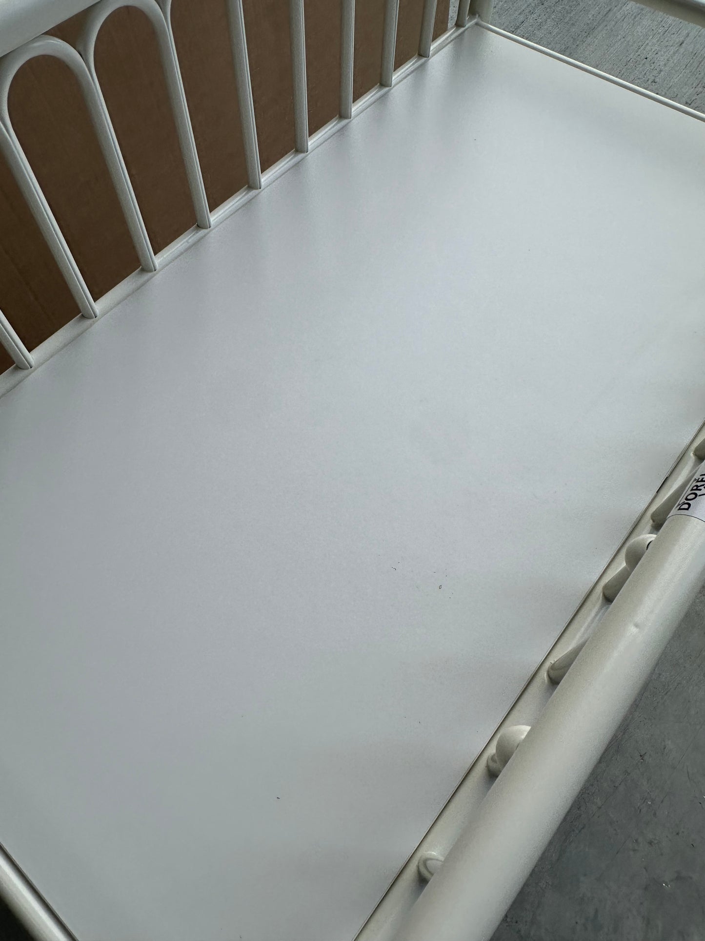 Little Seeds Monarch Hill Ivy Metal Changing Table, White