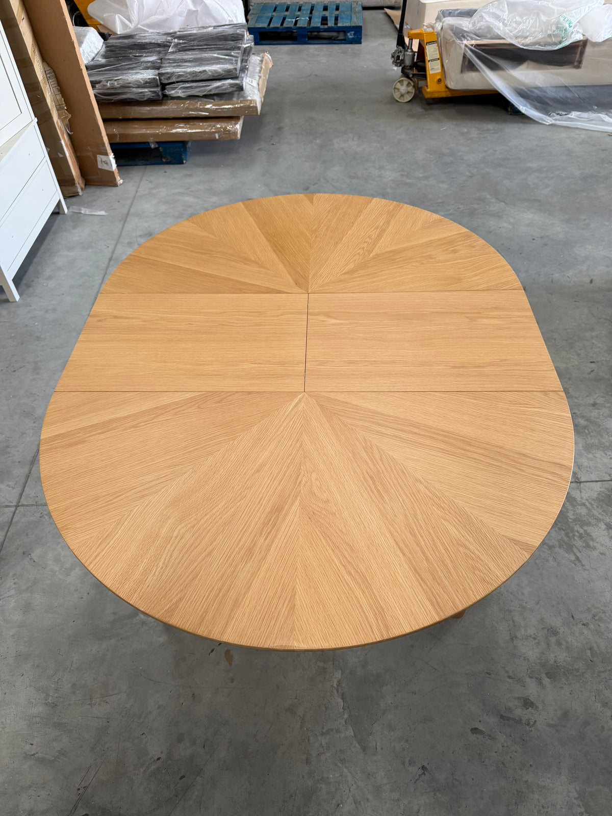 John Lewis Dining Table Round 4-6 Seater Notch