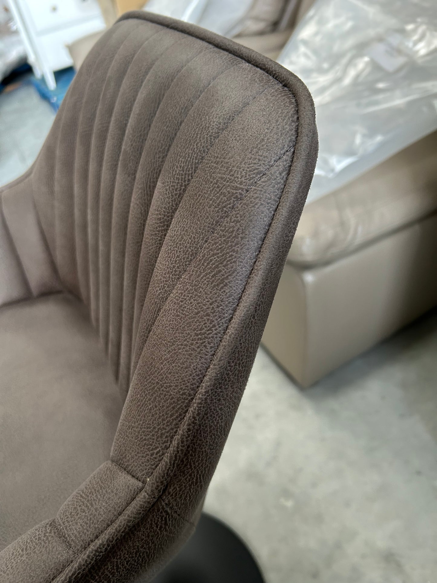 Brooks II Gas Lift Adjustable Bar Stool, Set of 2, Mocha