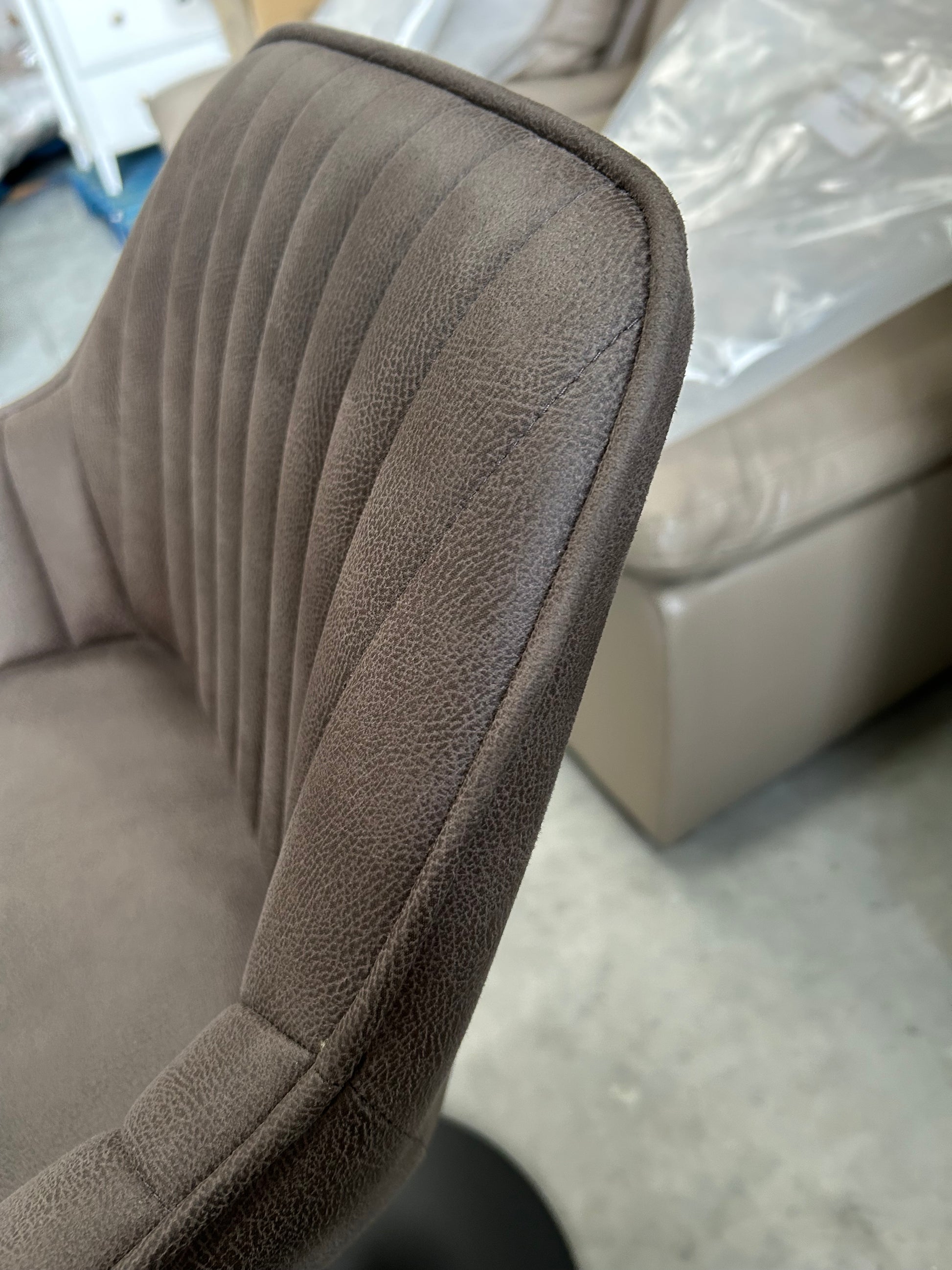 Brooks II Gas Lift Adjustable Bar Stool, Set of 2, Mocha