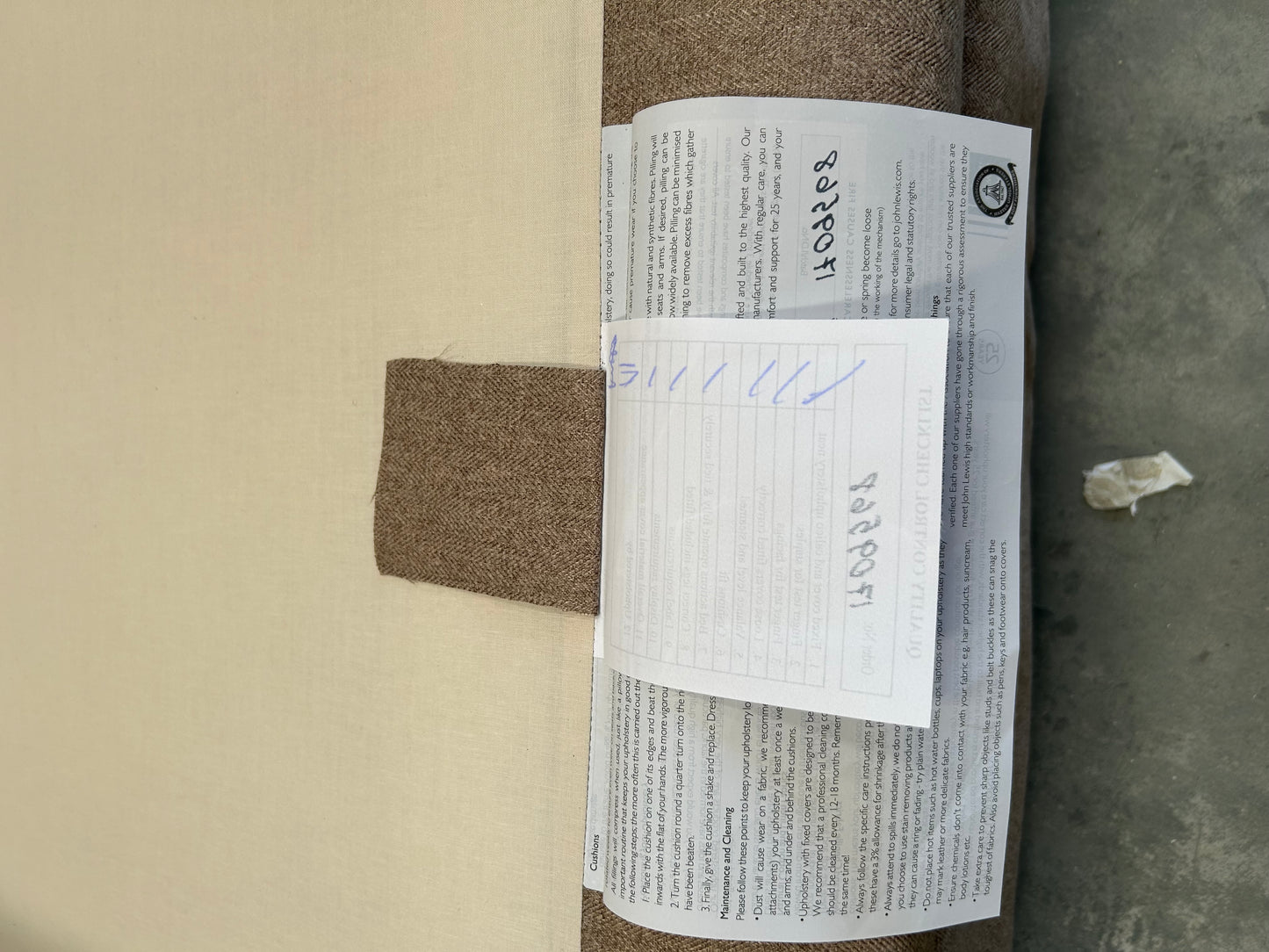 3419703 - LIST