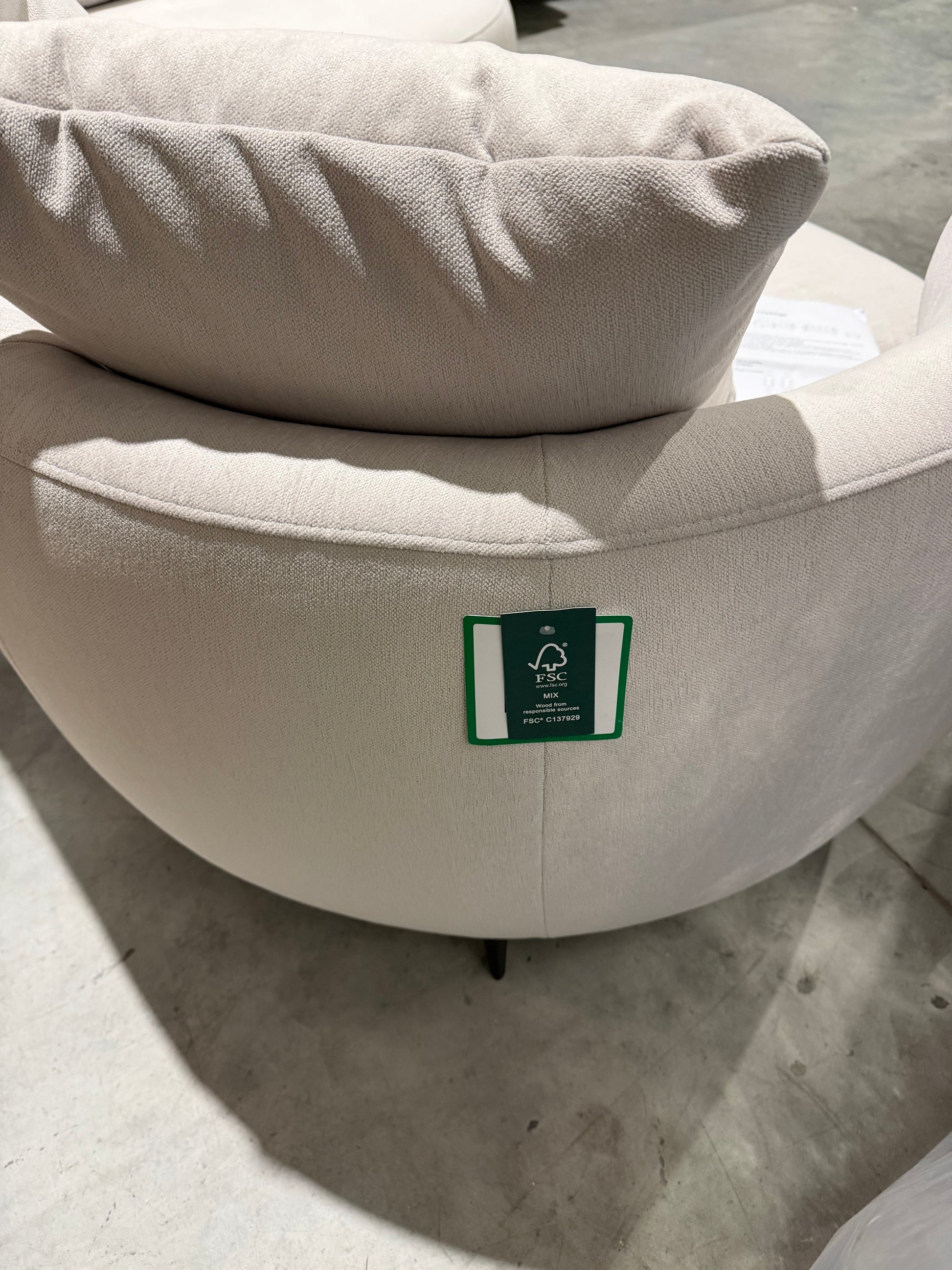 John Lewis Lozenge Grand 5 Seater RHF Chaise End Sofa  Metal Leg  Aquaclean Titan Oyster White
