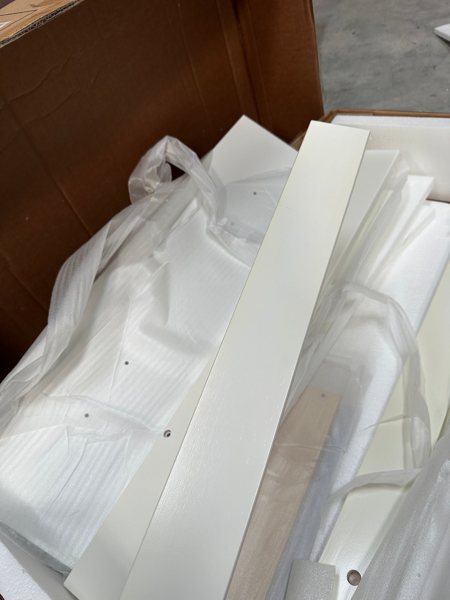 Charlotte Dresser White NDA1