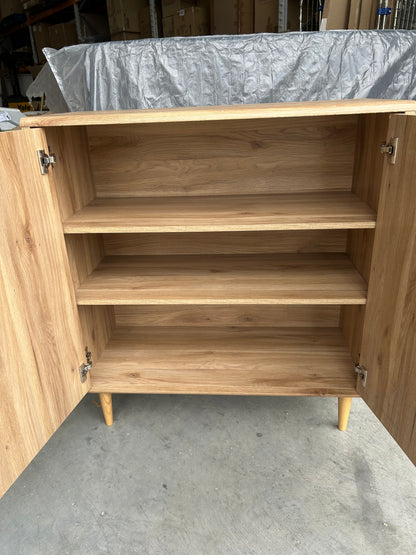 EasyKlix Sherbrooke Small Sideboard/Console Chest, Oak