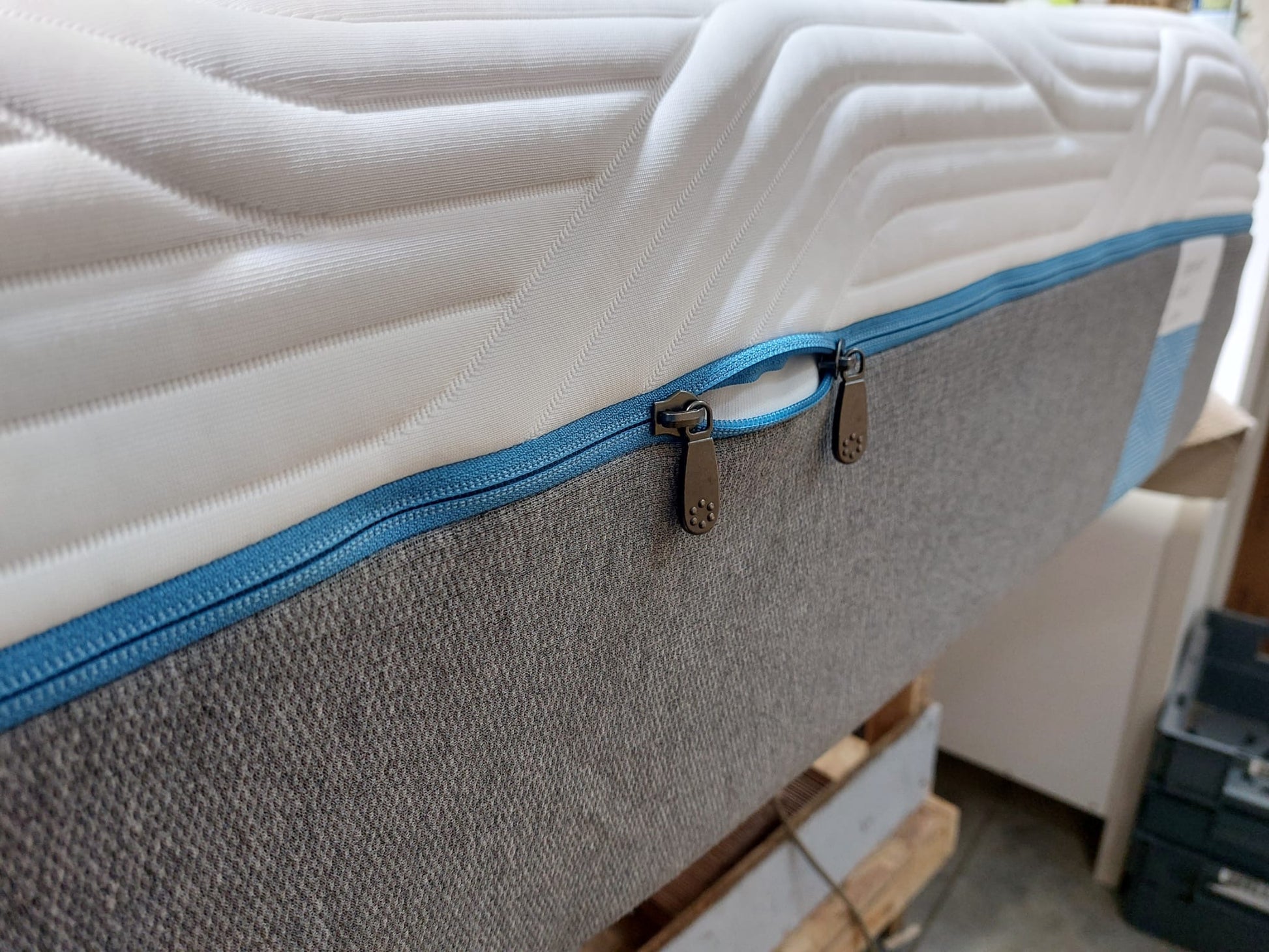 TEMPUR ® Cloud Luxe CoolTouch 180x200