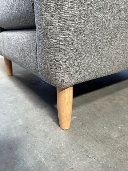 3393732 Bailey chair