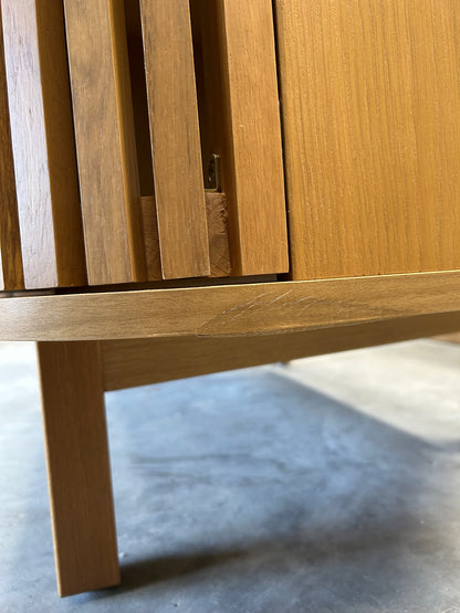 John Lewis Small Slatted TV Stand for TVs up to 60", Oak