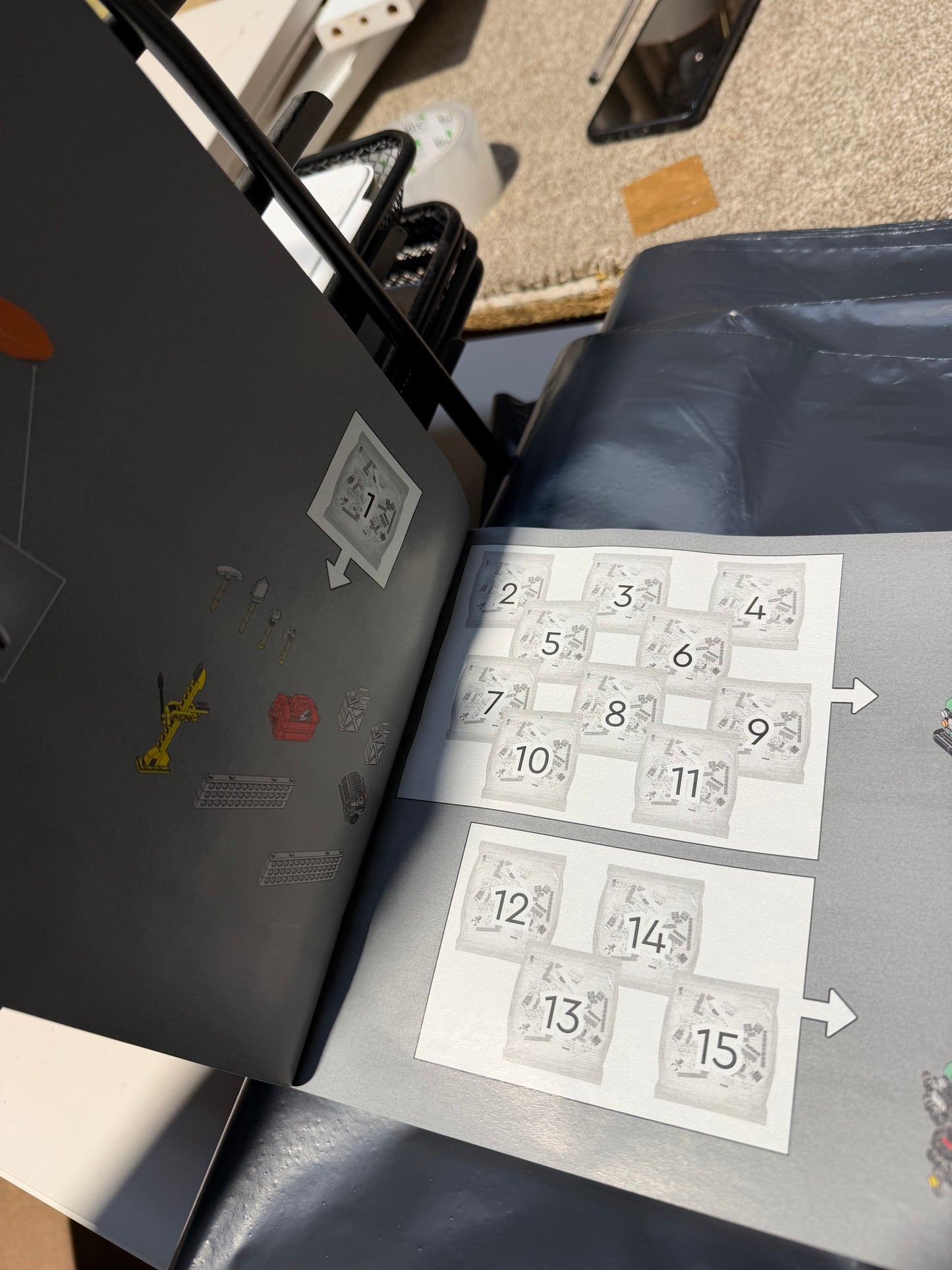 LEGO Icons 10317 Land Rover Classic Defender 90