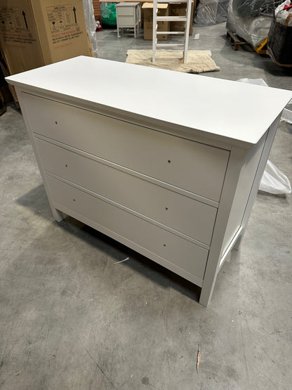 Wilton 3 drawer chest  W