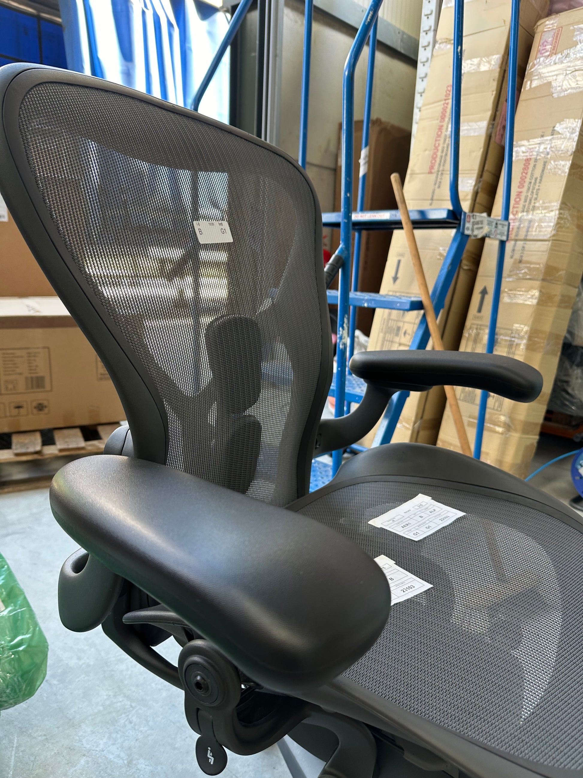 Herman Miller Aeron Office Chair, Graphite Size B