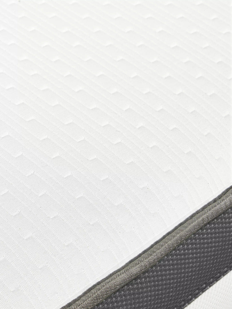 Silentnight Just Snug Memory Hybrid Rolled Mattress King Size