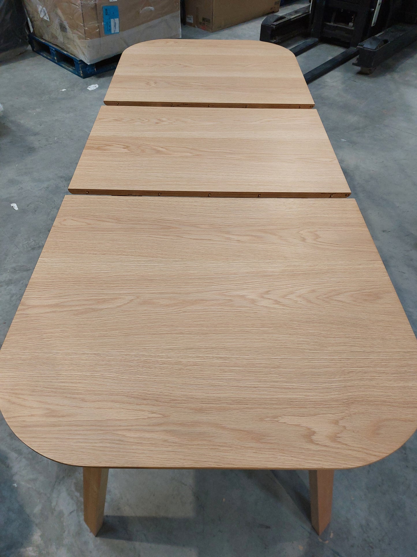 John Lewis Anton 6 to 8 Seater Extending Dining Table Oak