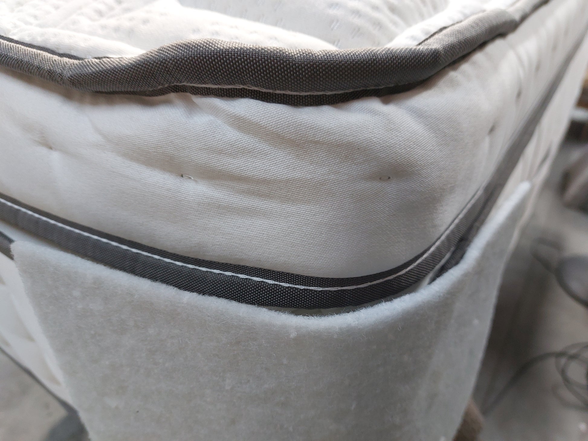 Silentnight Revive + Geltex 3500 Mirapocket Spring Mattress, Regular Tension, King Size