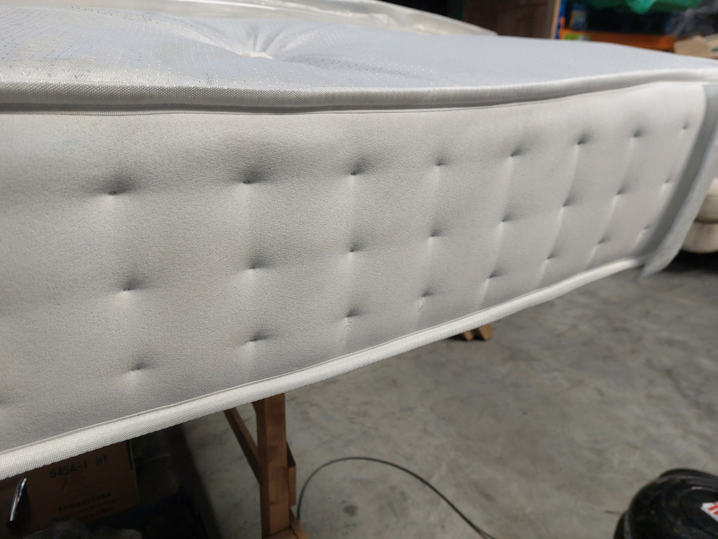 John Lewis Ortho Pocket Collection 1600 Pocket Spring Mattress Medium Tension Super King Size