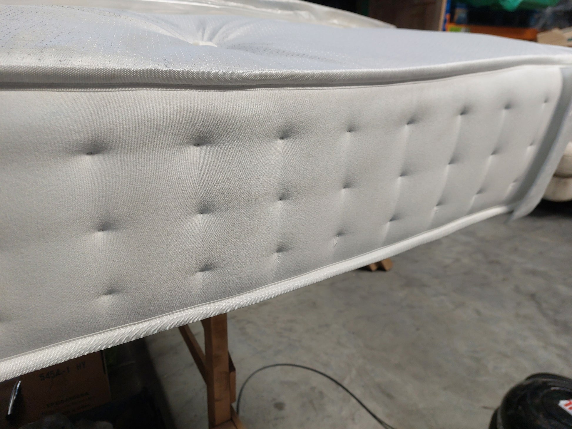 John Lewis Ortho Pocket Collection 1600 Pocket Spring Mattress Medium Tension Super King Size