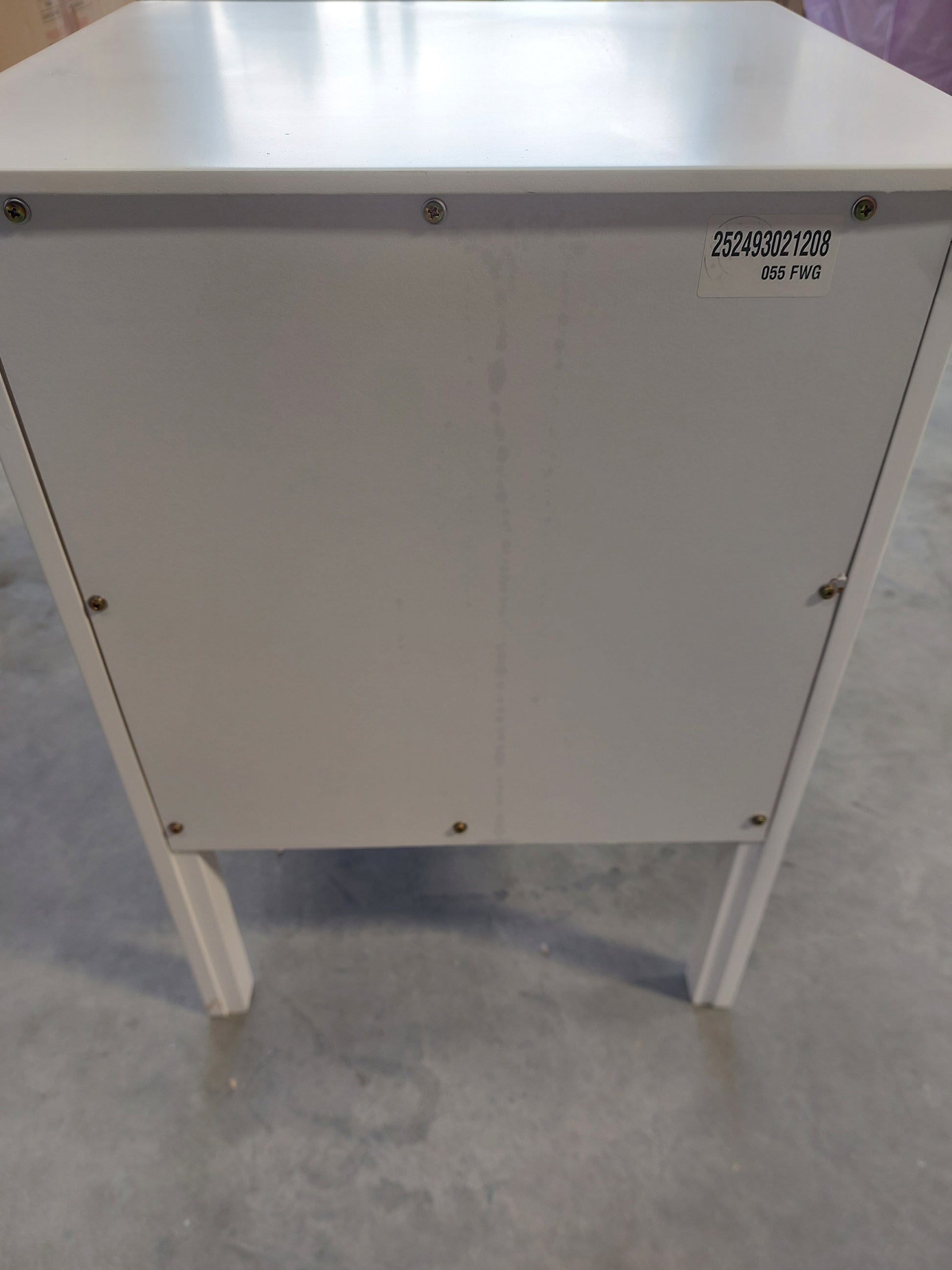 List - WILTON ASSEMBLED 2DW B/SD WH