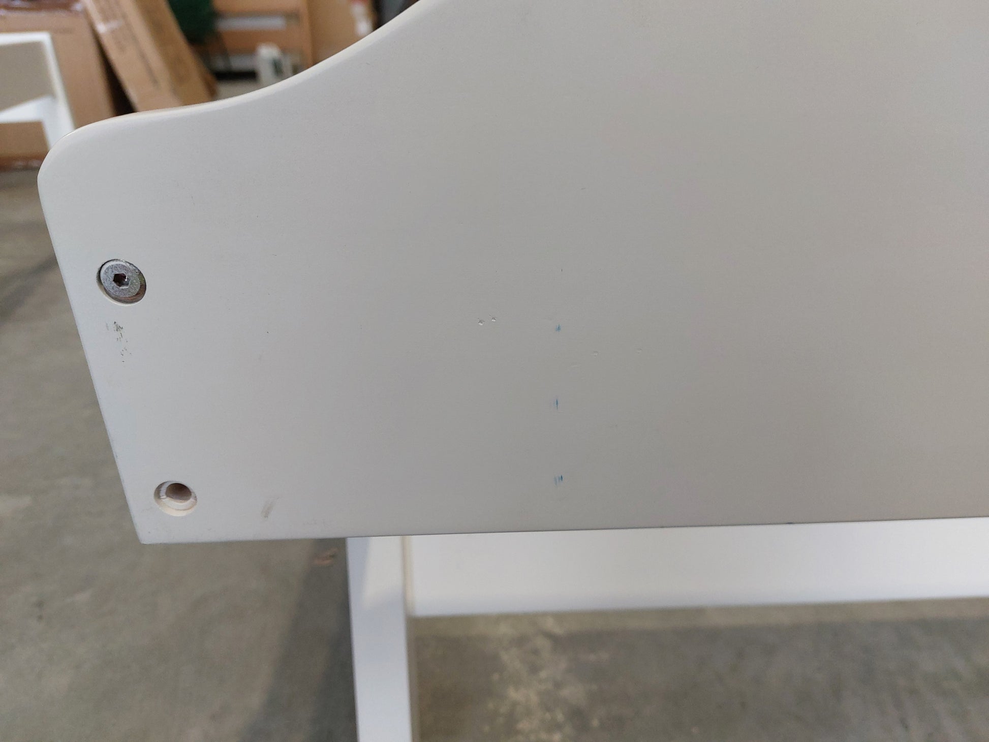 List - 3PL WILTON TRUNDLE WHITE