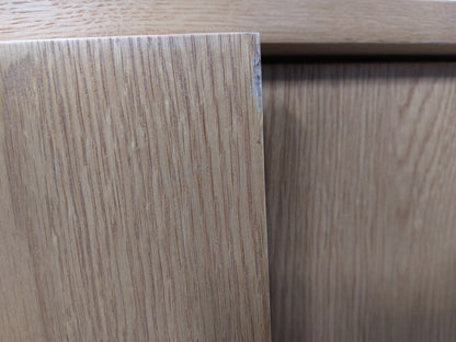 Find and list 80300405 spindle oak wardrobe