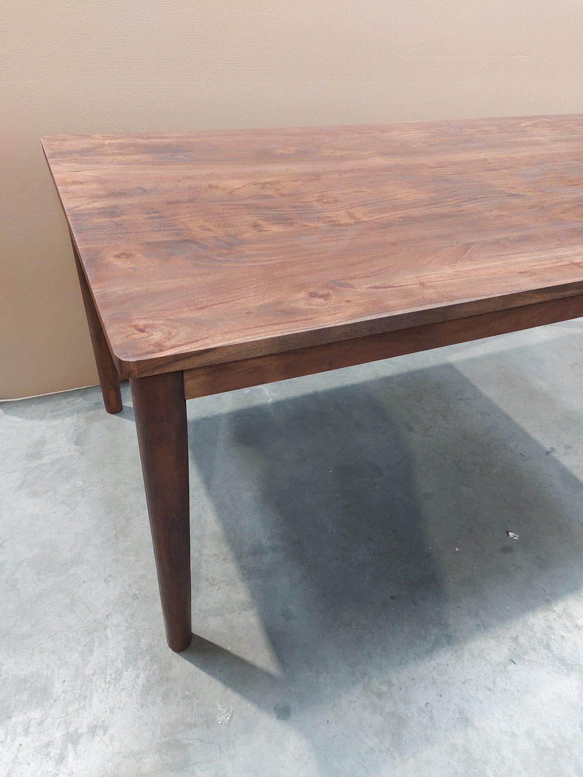 nkuku Anbu Acacia 6 Seater Small Dining Table