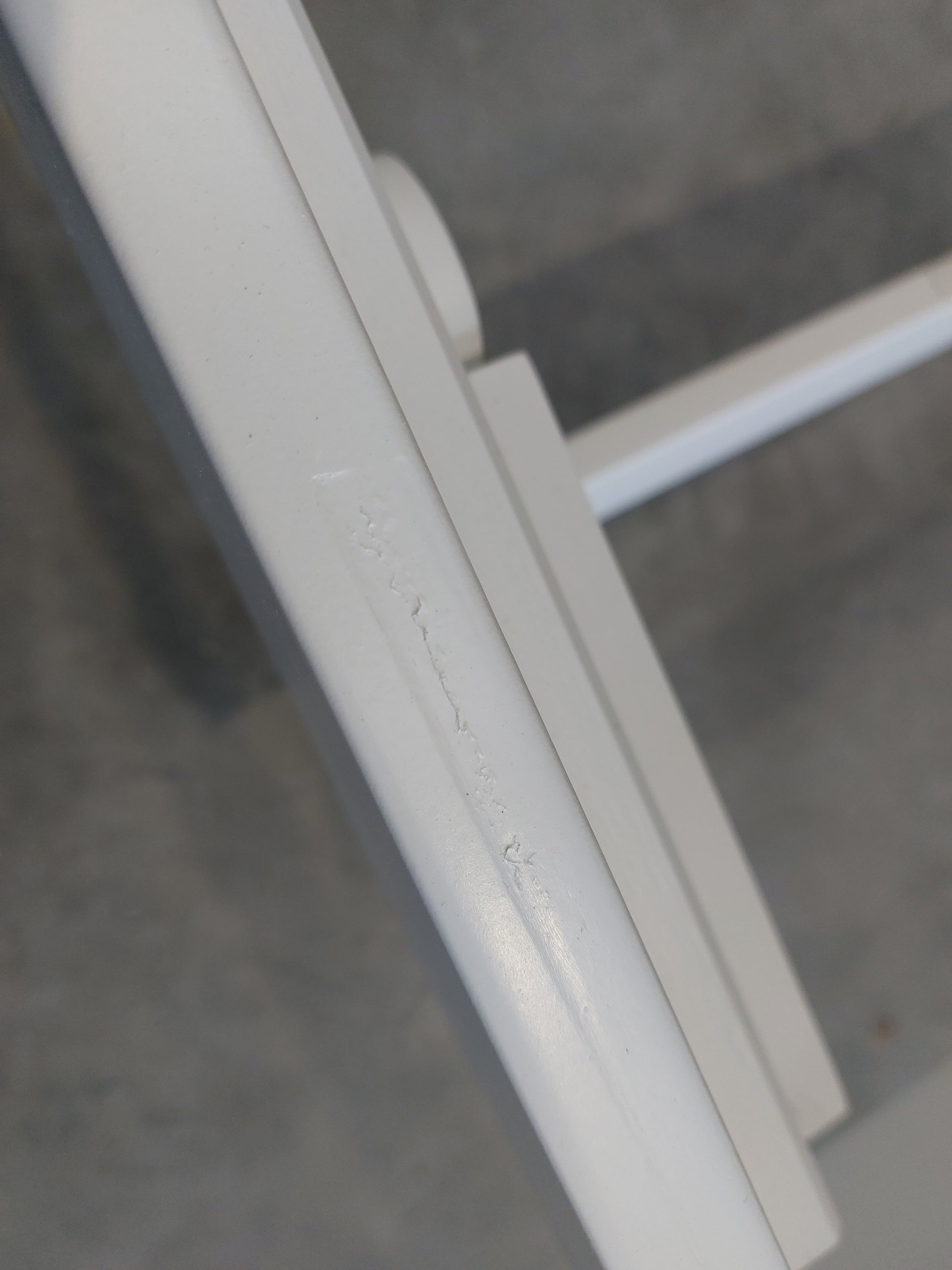 List - 3PL WILTON TRUNDLE WHITE