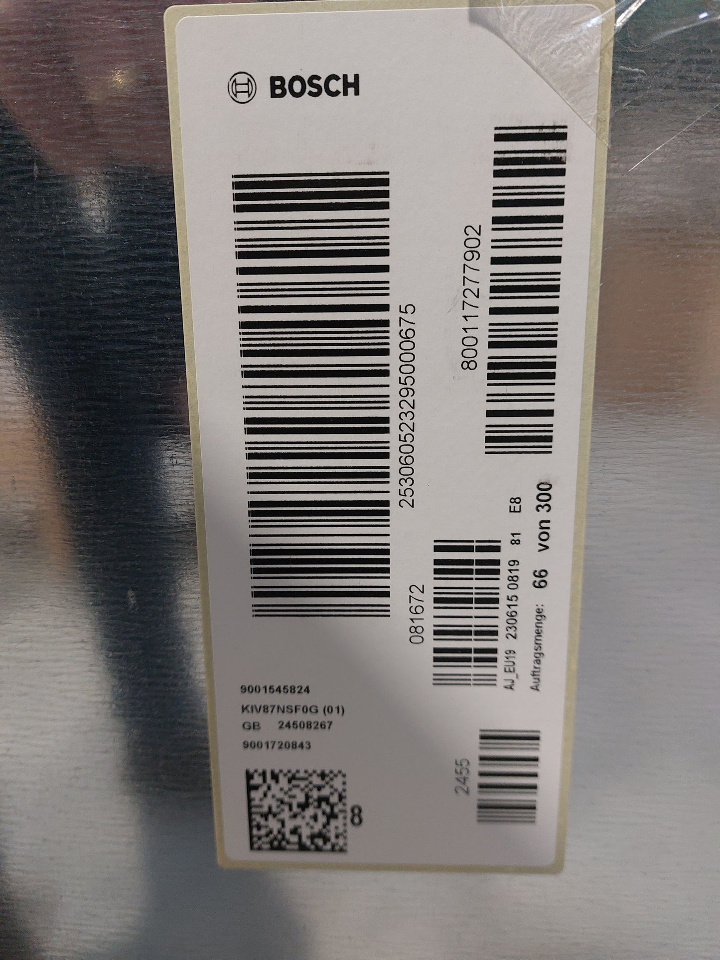 Bosch Series 2 KIV87NSE0G Integrated 70/30 Fridge Freezer, White