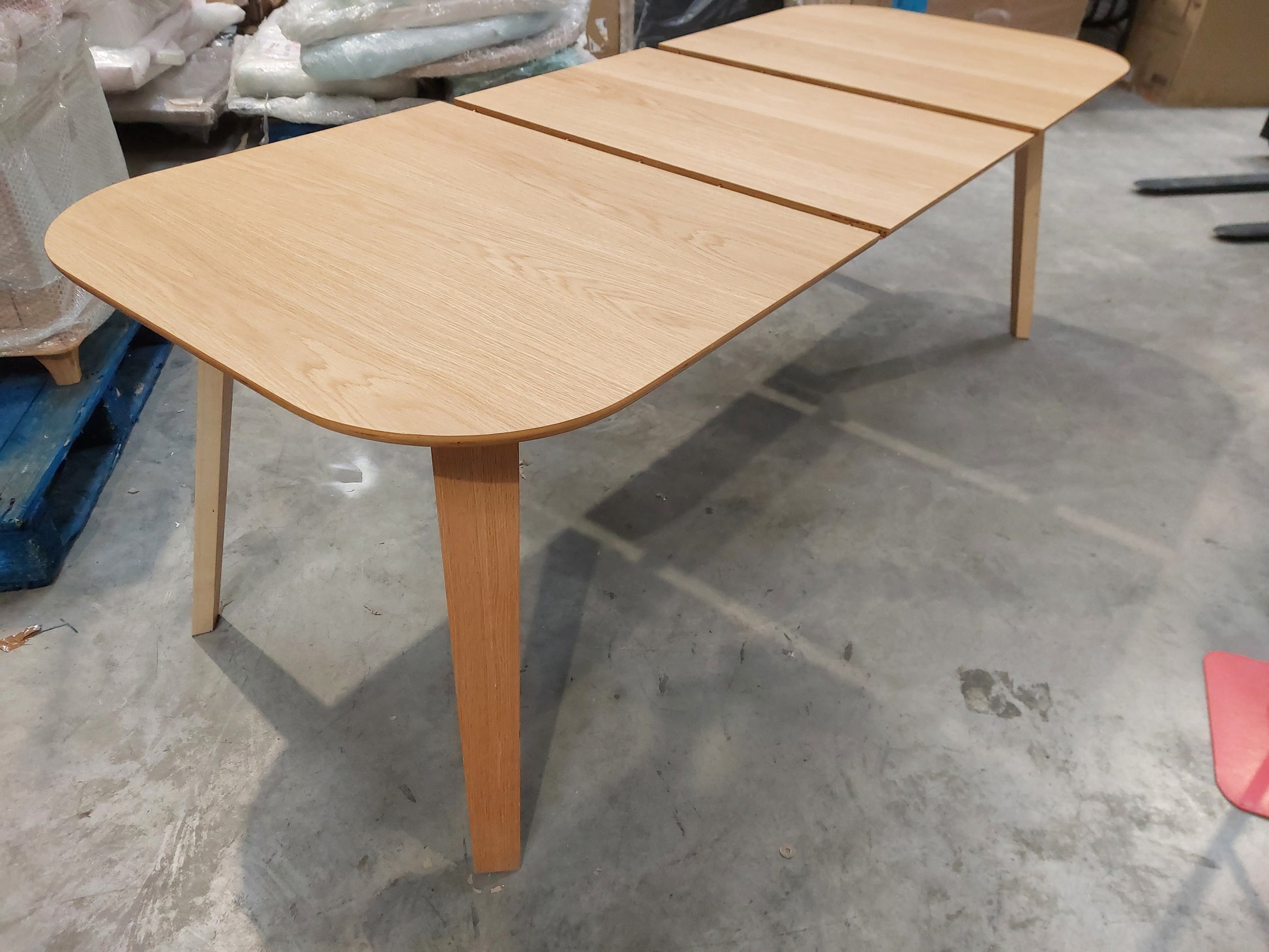 John Lewis Anton 6 to 8 Seater Extending Dining Table Oak