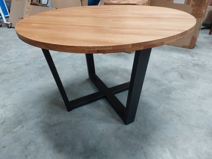 Calia 6 Seater Round Dining Table, Oak