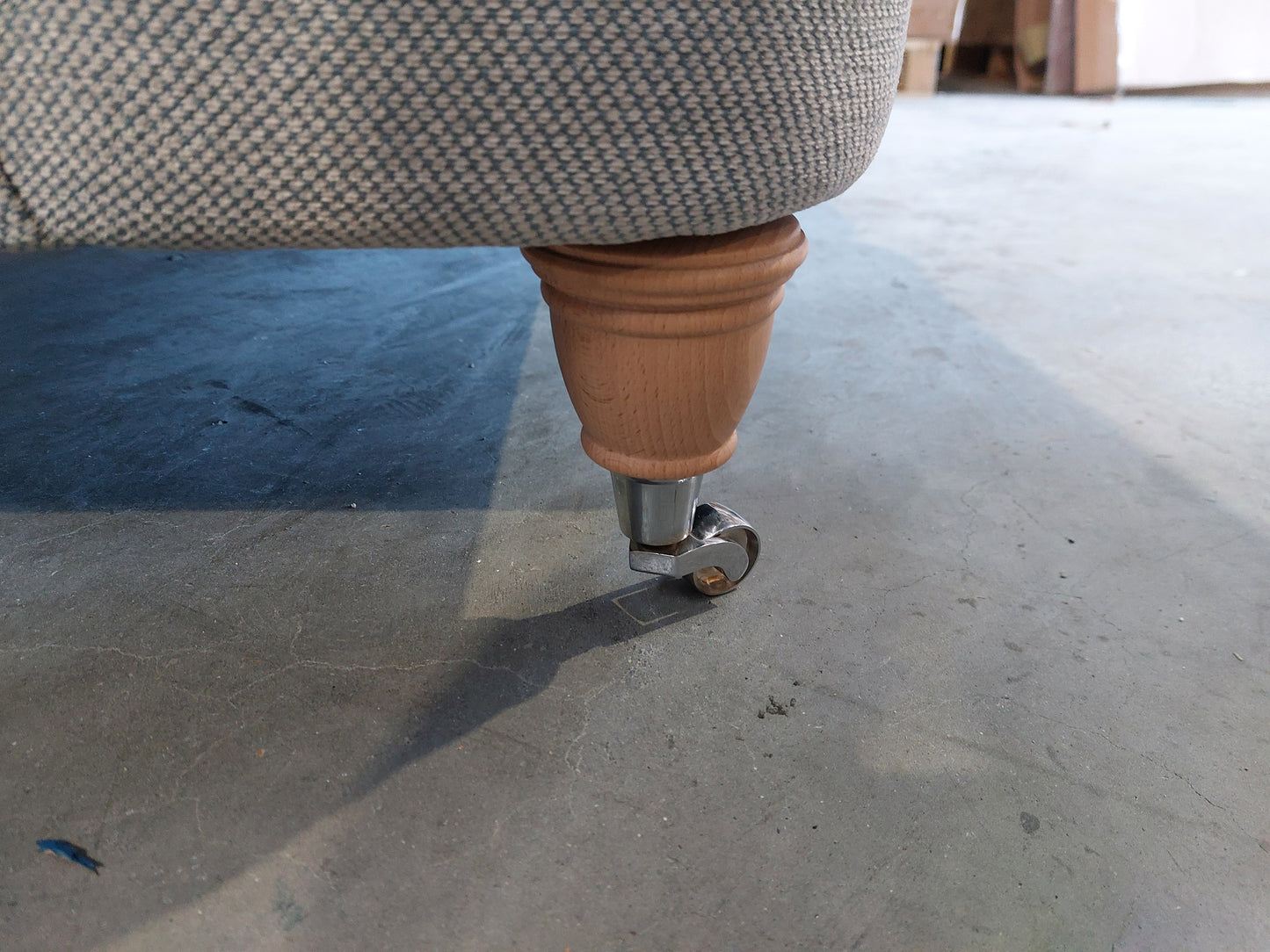 Laura Ashley  Small 2 Seater Sofa  Beaumaris, Teak Leg, Anneliese Seaspray