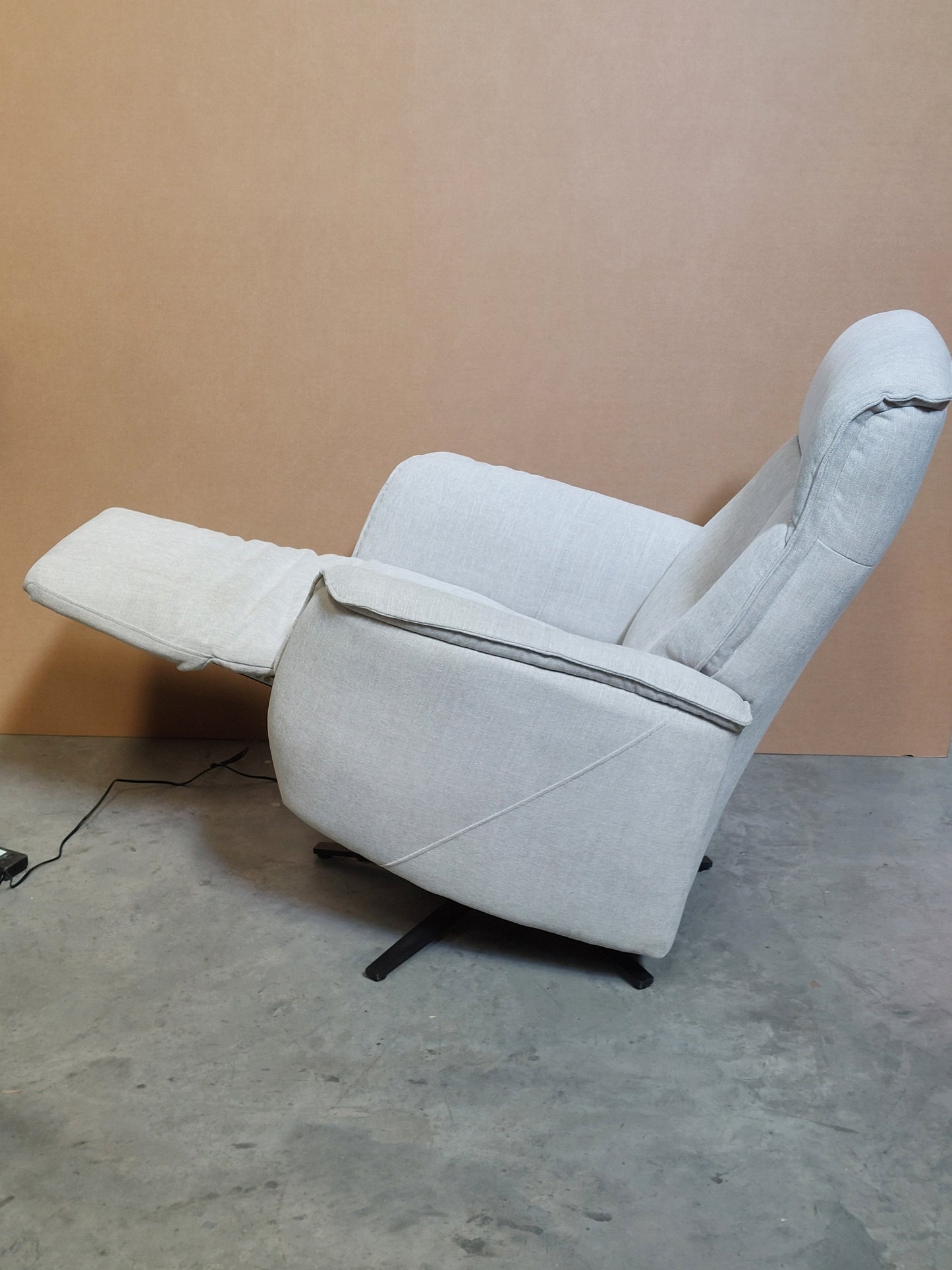 John Lewis Float Zero Gravity Power Recliner Chair