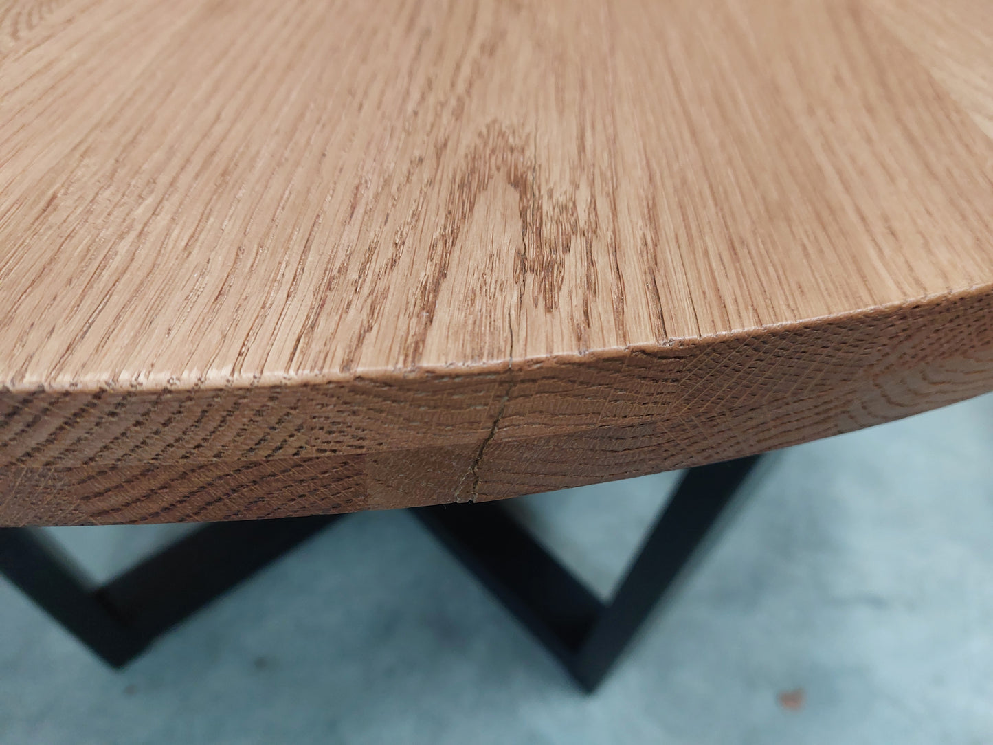 Calia 6 Seater Round Dining Table, Oak