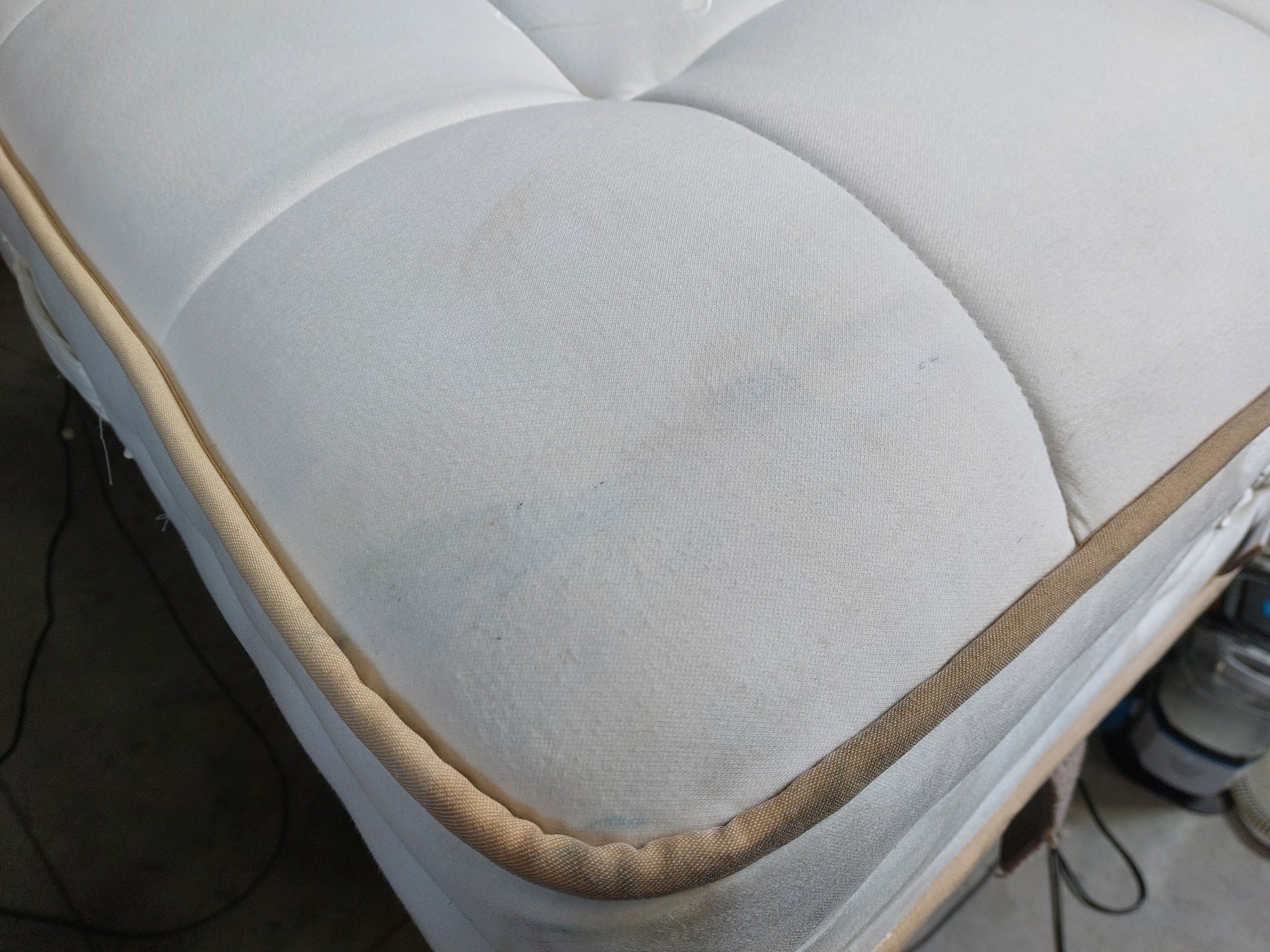 Millbrook Beds Supreme Collection 7000 Mattress, Medium Tension, Super King Size
