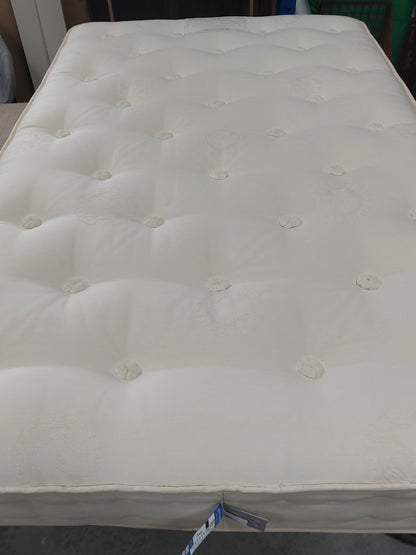 Hypnos Luxury Wool No.1 Pocket Spring Mattress Small Double Medium/Firm Tension