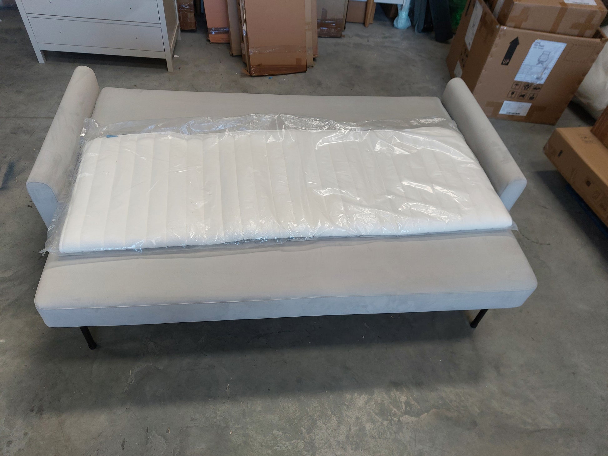 Swyft Lge 3 Seater Sofa Bed Model 04 Sofa Bed 3249837