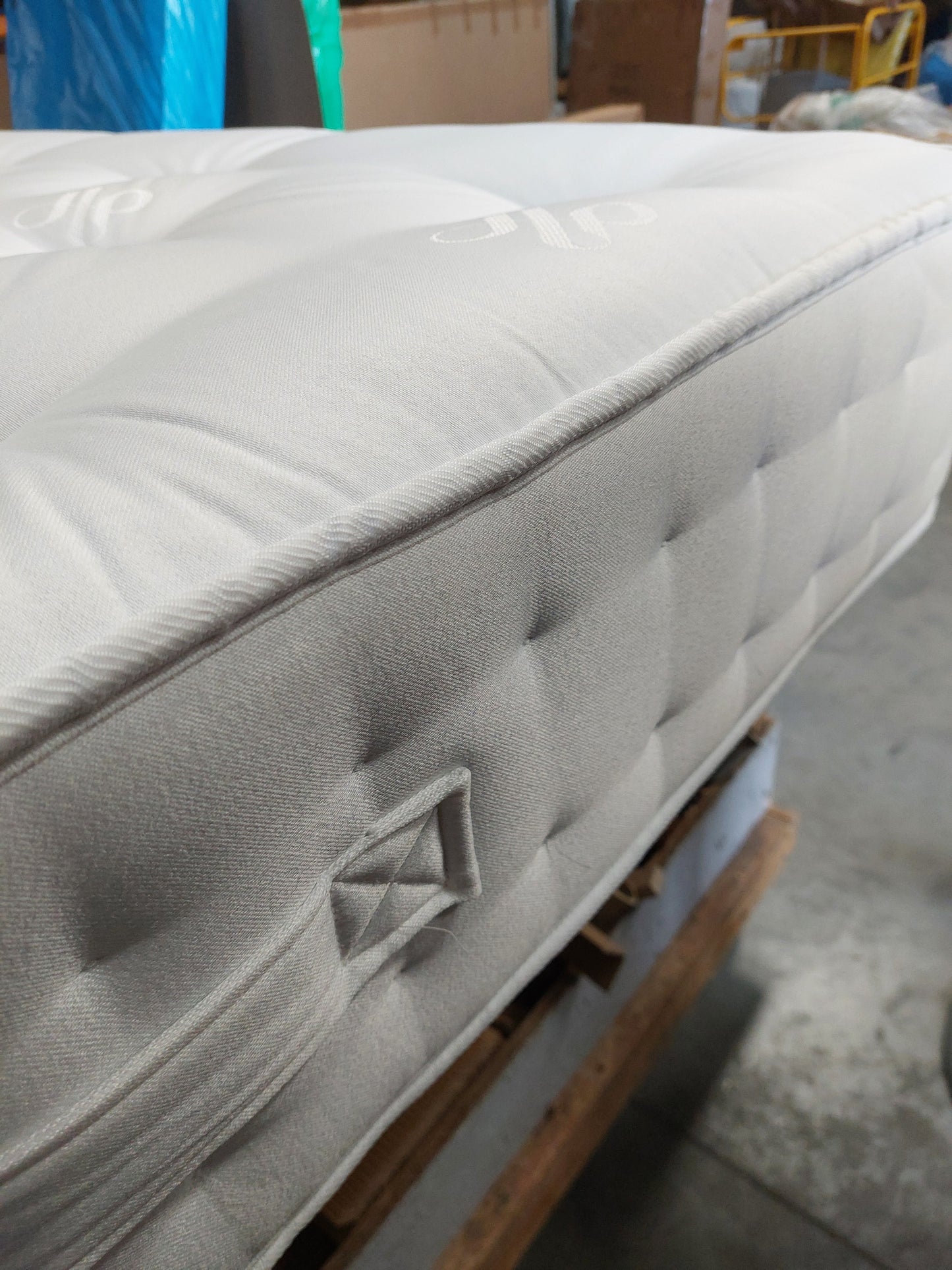 John Lewis Classic 1200 Pocket Spring Mattress, Firm Tension, King Size