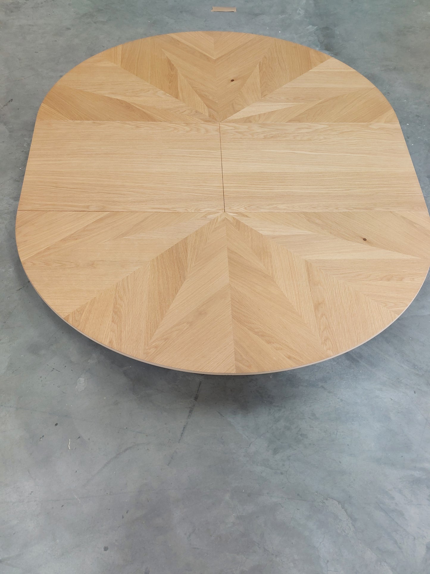 John Lewis Iona 4-6 Seater Extending Round Dining Table, Oak