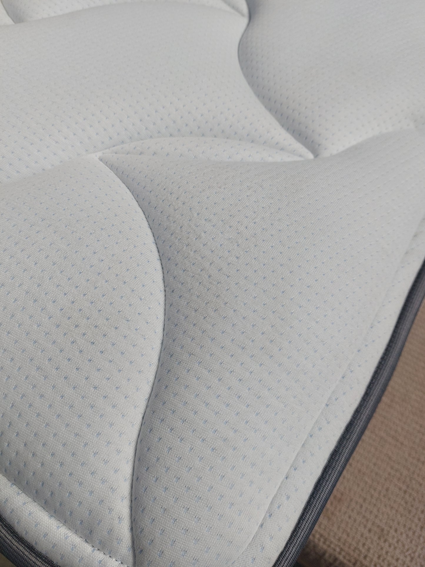 List - SEALY Posturepedic Nurture Firm 150cm x 200cm