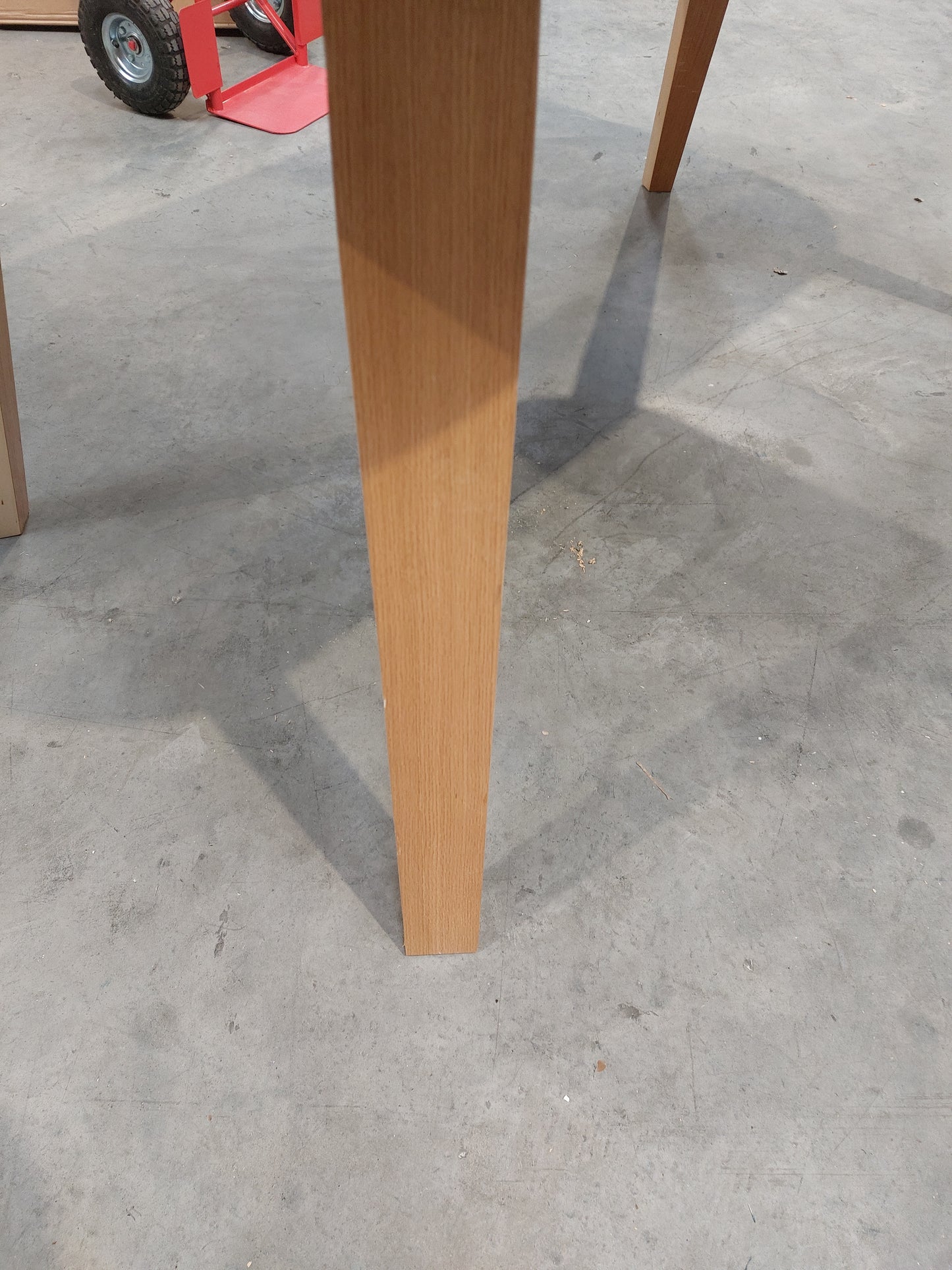 John Lewis Anton 6 to 8 Seater Extending Dining Table Oak